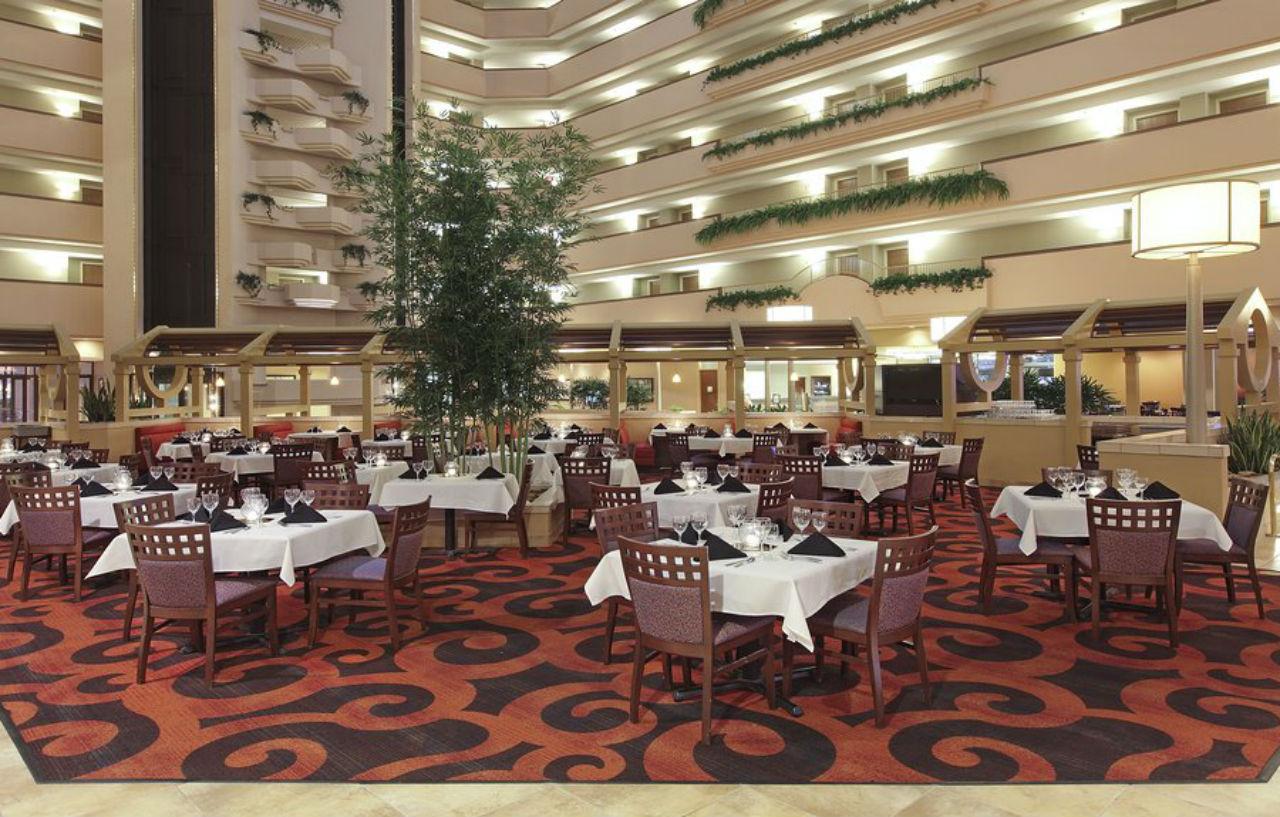 Holiday Inn Springdale-Fayetteville Area By Ihg Екстериор снимка